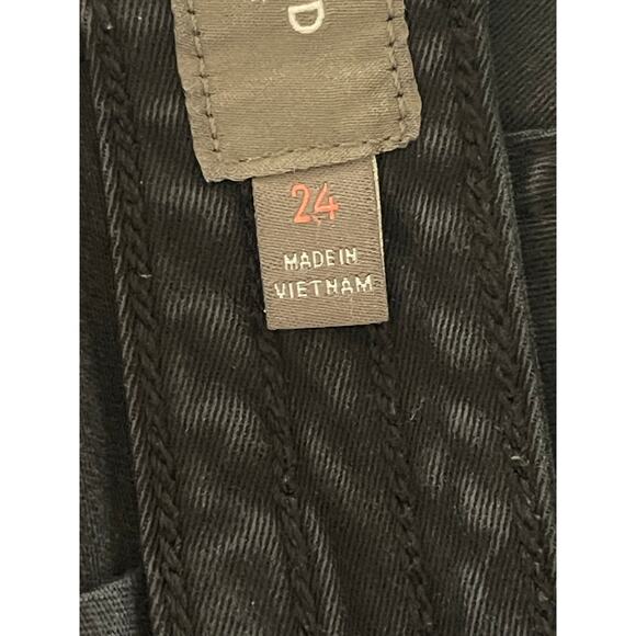 Torrid Womens Chino Black Shorts Stretch Cuffed Cotton Size 24 - Picture 7 of 8